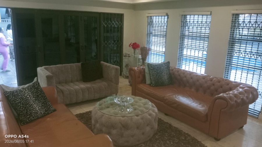 To Let 4 Bedroom Property for Rent in Fleurdal Free State